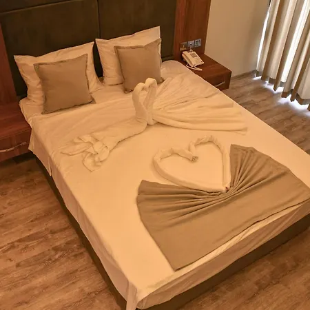 Hotel Mimoza 3*