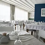 Ξενοδοχείο Mimoza 3*
