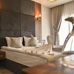 Ξενοδοχείο Mimoza 3*