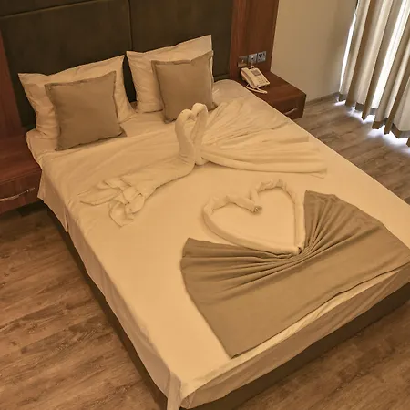 Hotel Mimoza 3*