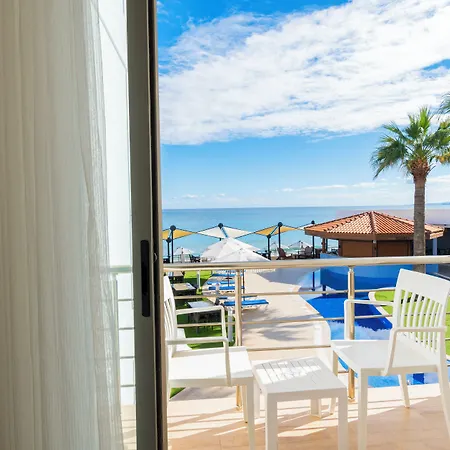 Mimoza Hotel 3*